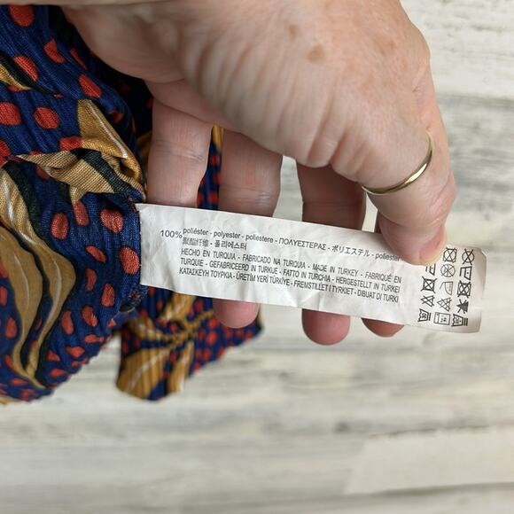 ZARA Patterned Pleated Flowy Blouse Top Shirt Women's Size Small Pleated - Picture 6 of 6